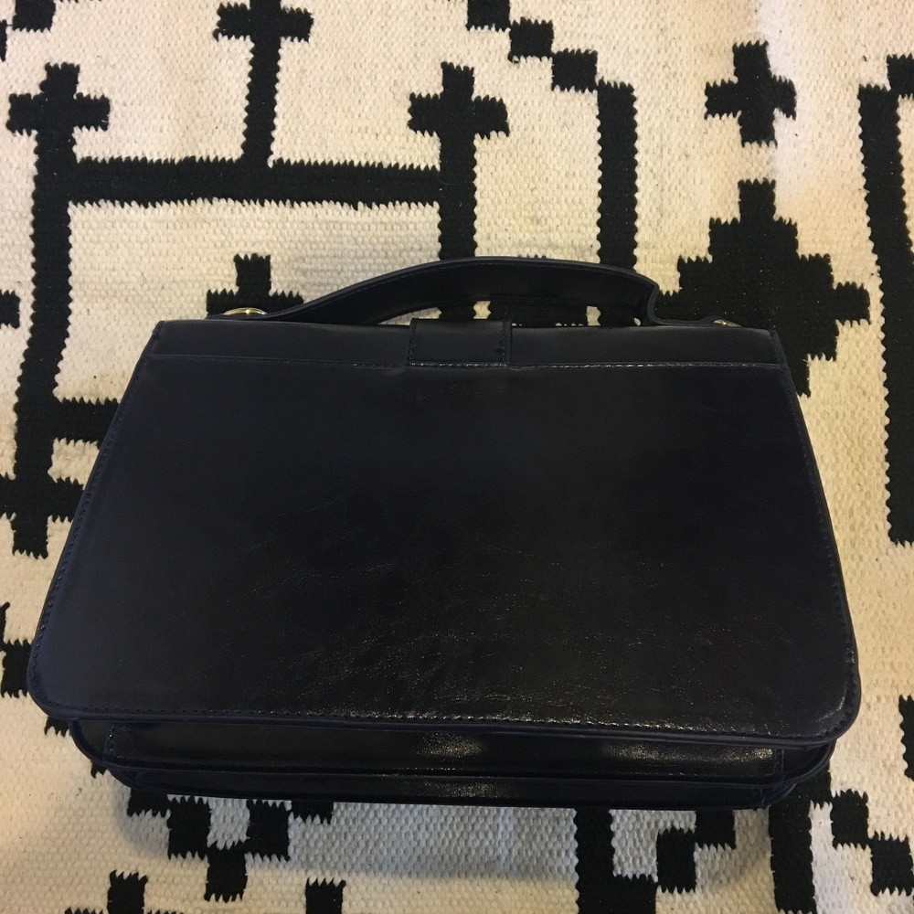 NWOT Pink Haley navy hand bag - Picture 4 of 6